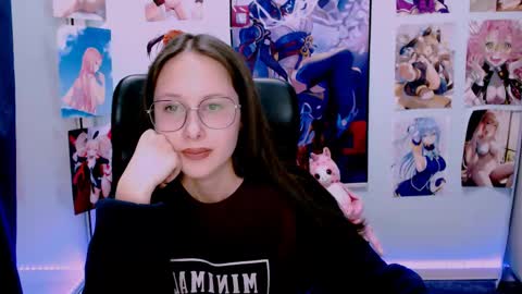 Snapshot of mona_cloud chatting on 03/09/25, 12:31 Mona online show from 03/09/25, 12:31