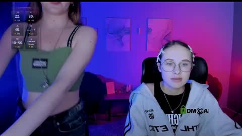 Mona  online show from 04/02/26, 07:44