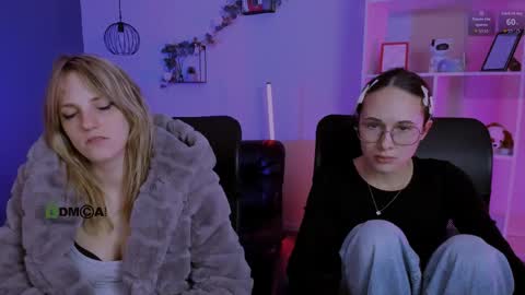 Mona  online show from 04/18/26, 07:58