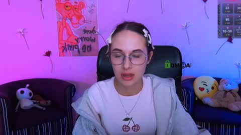 Mona  online show from 05/24/26, 06:46