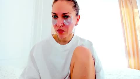 Mona online show from 02/23/25, 06:28