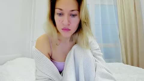 Mona online show from 12/05/25, 05:27