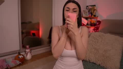 Mona Lisss online show from 12/20/25, 12:12