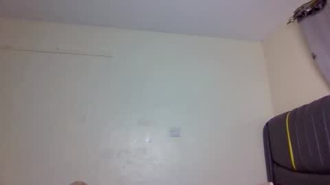 Mona online show from 09/12/25, 12:22