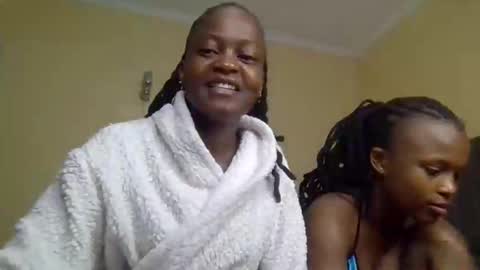 Mona online show from 10/22/25, 08:58