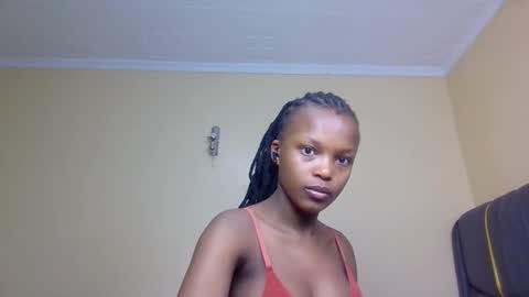 Mona online show from 11/09/25, 01:59