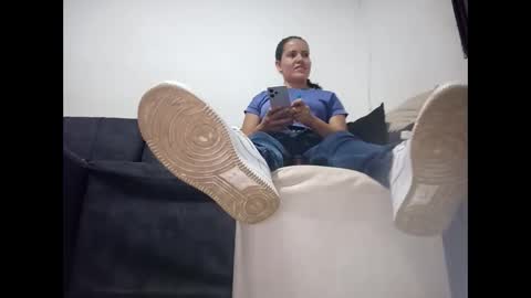 monaa_paloma online show from 04/10/26, 11:53