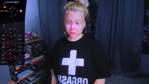   online show from 03/20/26, 01:10