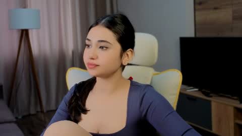 Snapshot of monarchbaby chatting on 06/22/26, 04:20 Lana online show from 06/22/26, 04:20