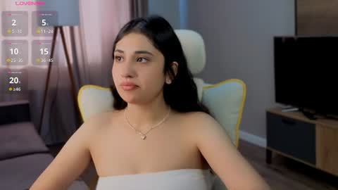 Snapshot of monarchbaby chatting on 07/05/26, 04:19 Lana online show from 07/05/26, 04:19