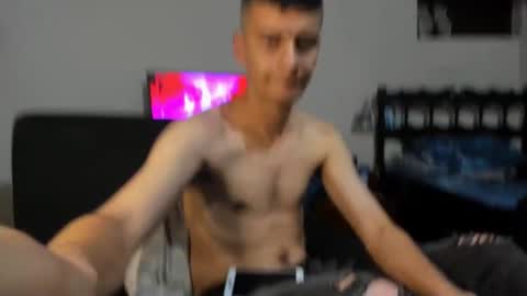 nicolas online show from 12/24/24, 01:38