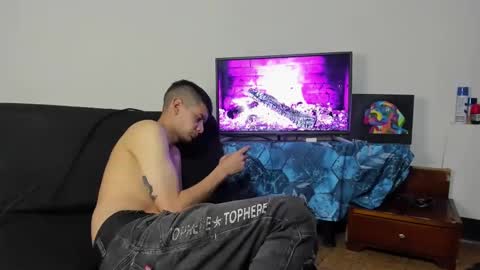 nicolas online show from 12/27/24, 03:09