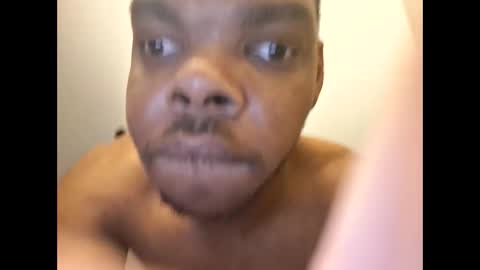 Snapshot of moneyboysaveg584 chatting on 04/11/26, 08:18 moneyboysaveg584 online show from 04/11/26, 08:18