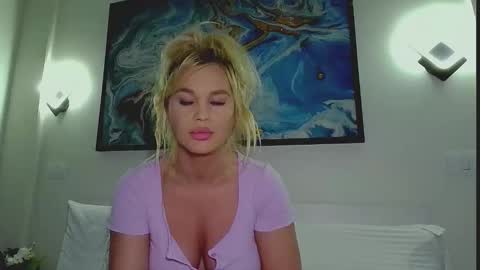 Monica online show from 04/15/26, 03:13