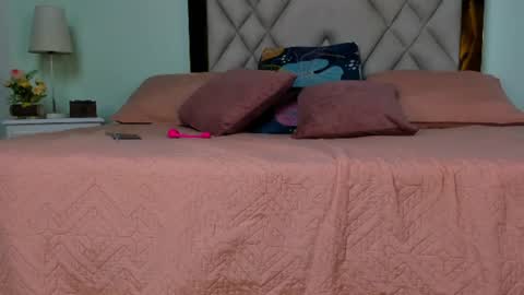 monic_sanders online show from 07/16/26, 03:45