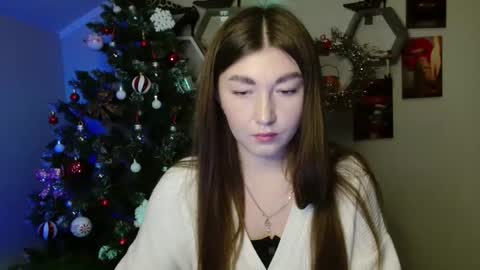 sweet girl and shine body online show from 11/14/25, 07:18