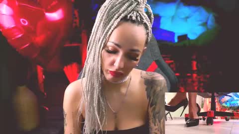 Monika online show from 02/16/25, 11:16