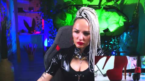 Monika online show from 03/06/25, 06:37