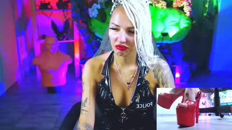 Monika online show from 09/10/25, 11:10