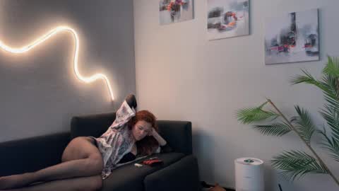 Monica online show from 01/17/26, 10:42