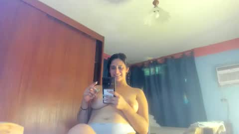 monika_robless online show from 09/09/25, 07:13