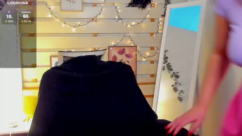 Snapshot of monika_youu chatting on 02/04/26, 01:50 Monika online show from 02/04/26, 01:50