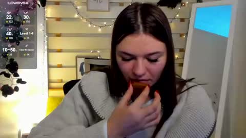 Snapshot of monika_youu chatting on 02/05/26, 02:54 Monika online show from 02/05/26, 02:54