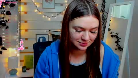 Snapshot of monika_youu chatting on 02/18/26, 01:40 Monika online show from 02/18/26, 01:40