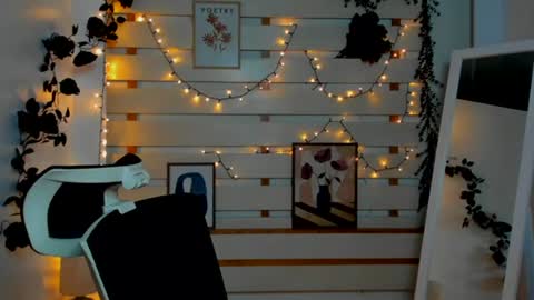 Snapshot of monika_youu chatting on 02/23/26, 12:46 Monika online show from 02/23/26, 12:46