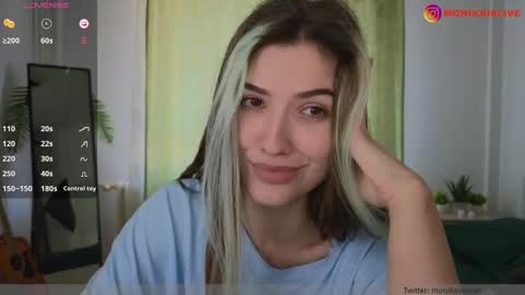 Monika online show from 03/04/25, 11:08