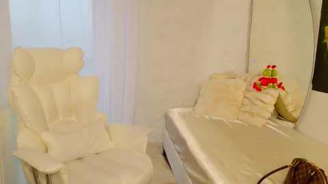 Ask me online show from 01/05/26, 05:27