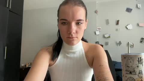 Rose online show from 04/15/26, 04:30