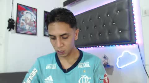 Snapshot of monkey_uchiha77 chatting on 03/03/25, 12:27 simon dice online show from 03/03/25, 12:27