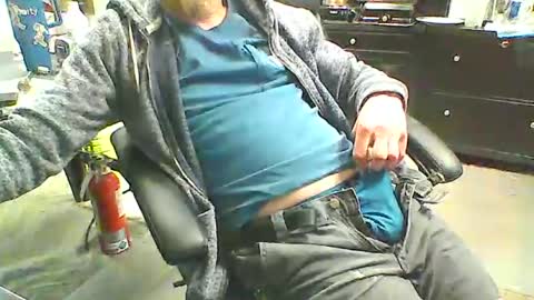 Snapshot of monkeypants04 chatting on 07/20/26, 03:36 monkeypants04 online show from 07/20/26, 03:36