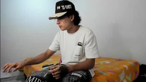 monky_0002 online show from 05/07/26, 09:20