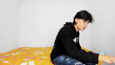 monky_0002 online show from 05/18/26, 03:40