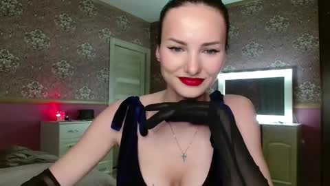 monparis_dream online show from 11/16/25, 02:11