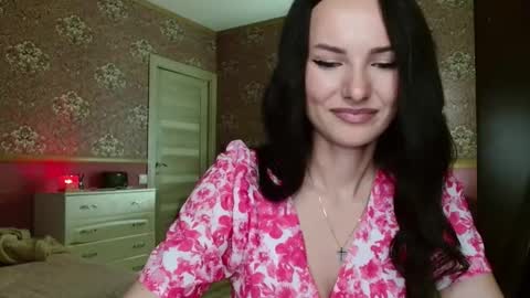 monparis_dream online show from 12/21/25, 03:52