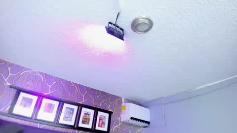   online show from 12/21/25, 03:46