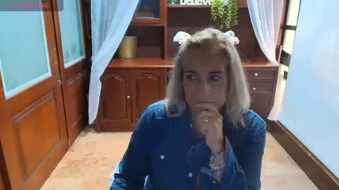 MONSERRAT online show from 07/04/26, 01:06