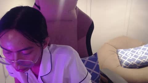 ELYSE A SIMPLE GIRL online show from 01/31/25, 07:07