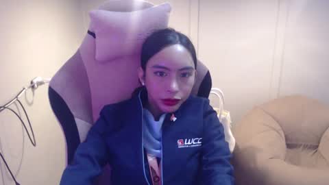 ELYSE A SIMPLE GIRL online show from 02/03/25, 08:02