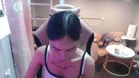 ELYSE A SIMPLE GIRL online show from 09/10/25, 12:43