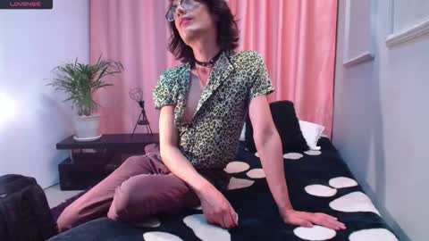 Linda Darling online show from 01/11/26, 07:13