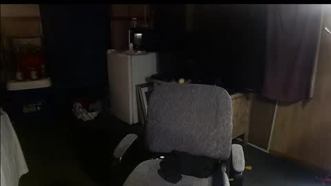 Kingalby817 online show from 02/10/25, 07:47