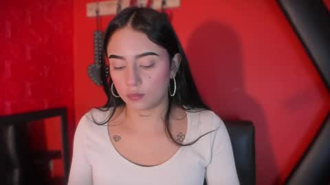 Monttserratt online show from 04/06/26, 07:04