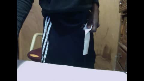 montydxxx2 online show from 12/07/24, 10:56