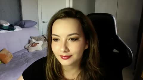 Snapshot of moodiemira chatting on 09/16/25, 03:02 moodiemira online show from 09/16/25, 03:02