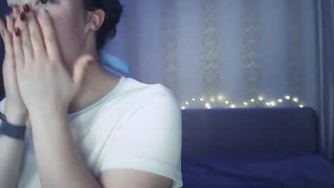 Snapshot of moodiemira chatting on 10/09/25, 03:32 moodiemira online show from 10/09/25, 03:32