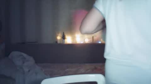 Snapshot of moodiemira chatting on 12/18/25, 02:28 moodiemira online show from 12/18/25, 02:28